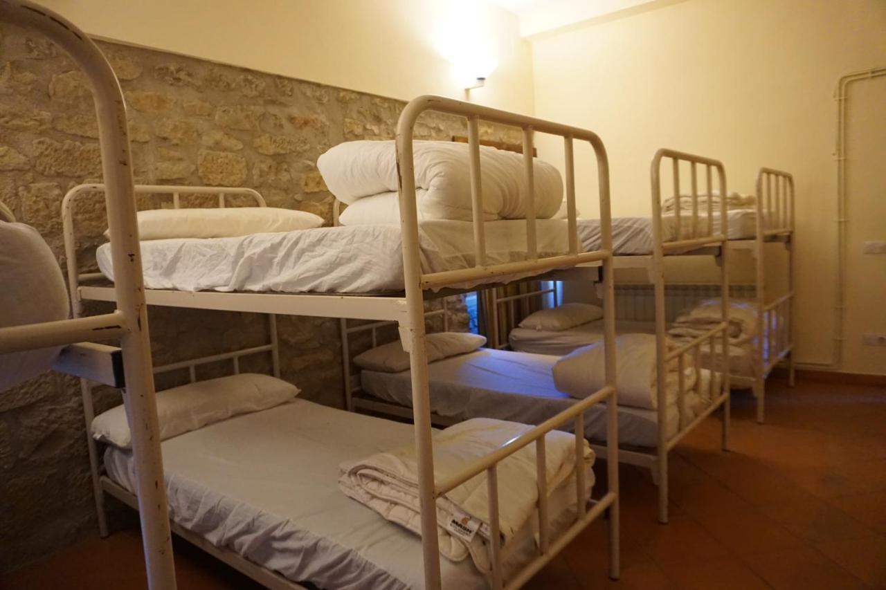 Albergue De Сос-дель-Рей-Католико Экстерьер фото