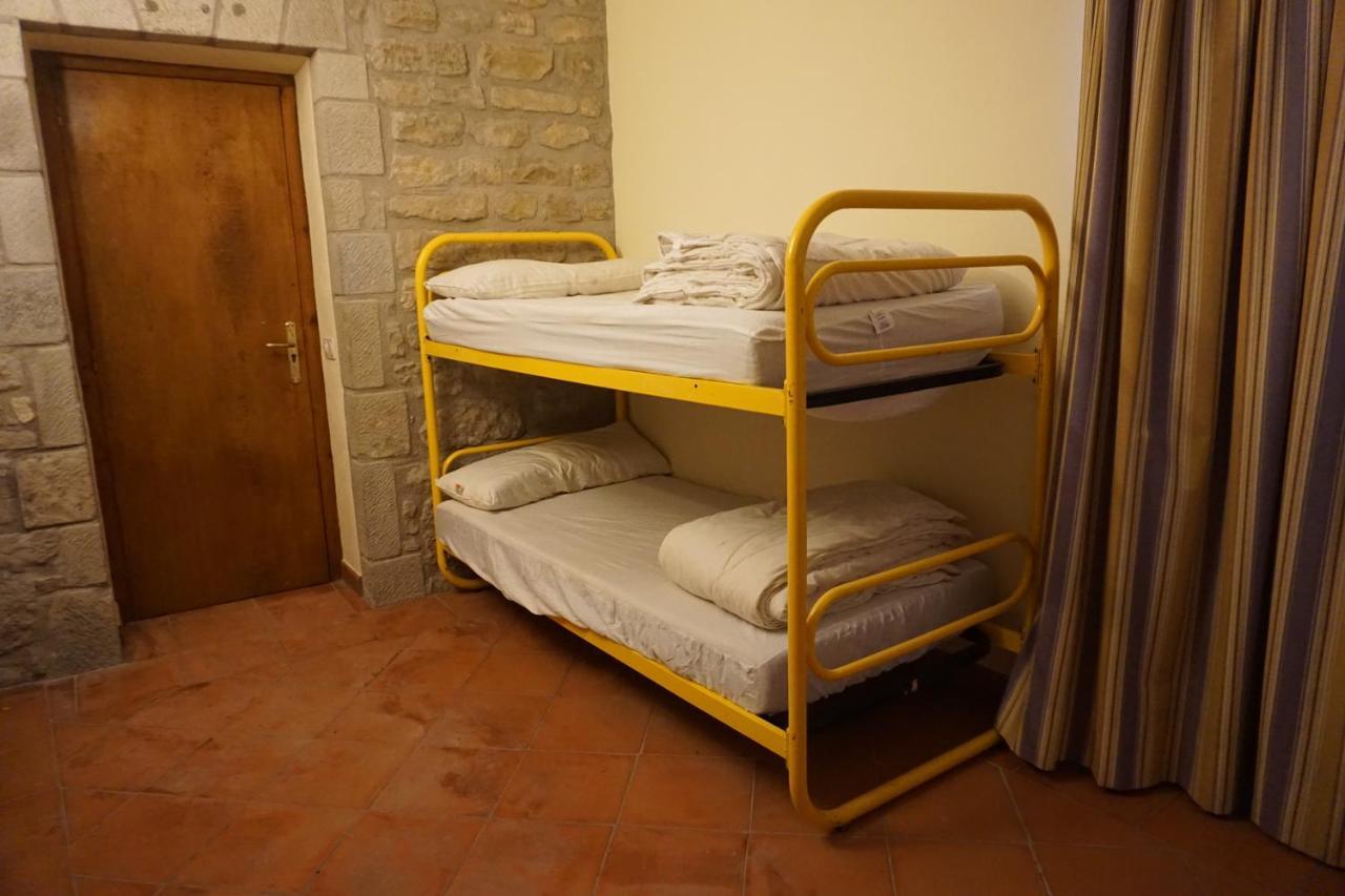 Albergue De Сос-дель-Рей-Католико Экстерьер фото