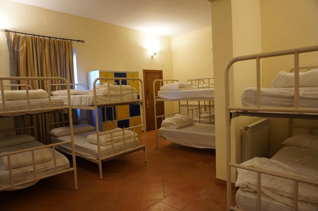 Albergue De Сос-дель-Рей-Католико Экстерьер фото